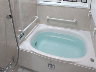 バスルームリフォーム 寒さが軽減されたバスルーム＆明るく使い勝手の良い洗面所とトイレ